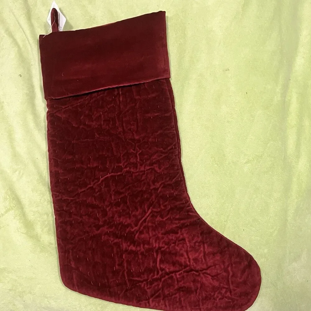 POTTERY BARN CHANNEL QUILTED Red VELVET CHRISTMAS STOCKINGS LARGE new 23